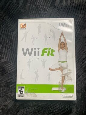 Nintendo Wii Fit - White & Green Cover